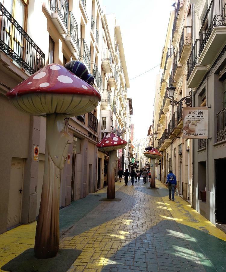 Estudio Alicante Centro Bagian luar foto
